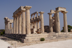 Der Aphäa-Tempel von der Rückseite